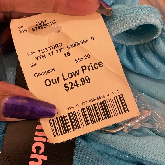 Little girls dress - Picture 6 of 6